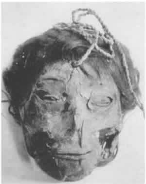 A Nazca trophy head.